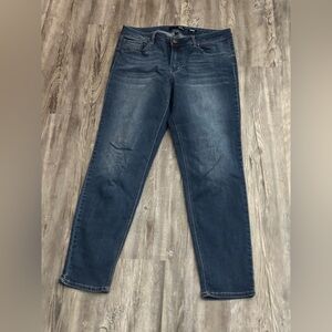 1822 Denim Adrianna Mid-Wash Jeans